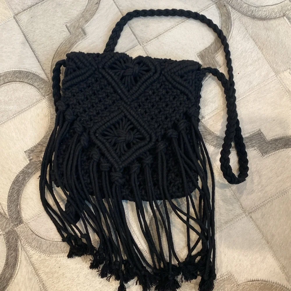 MACRAME SMALL BLACK PURSE WITH FLAP AND FRINGE